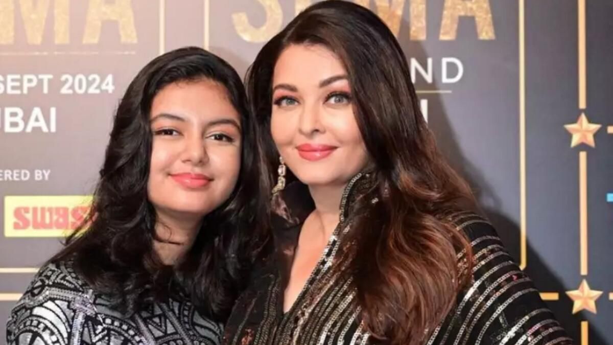 Aishwarya Rai Bachchan, Siima'da en iyi kadın oyuncu Ödülünü Aldı