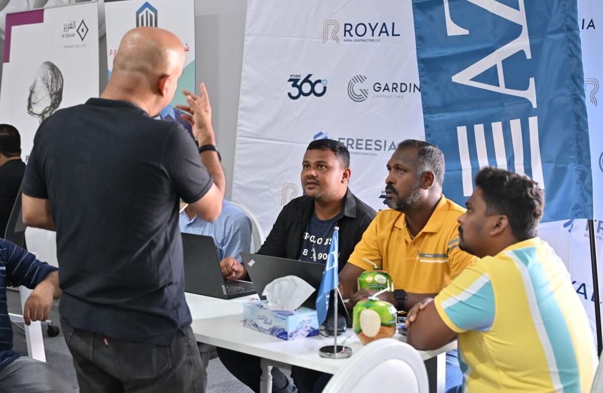 BAE Vize Affı: Durumu Düzenlerken 4.000'den fazla kişi Dubai'de iş görüşmesi Yapıyor
