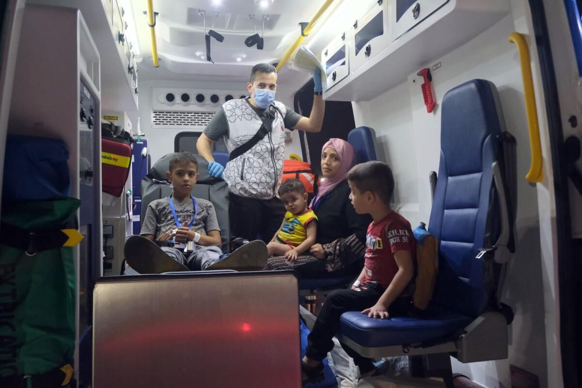 Bakın: BAE, Aile Üyeleri Olan 252 Hastayı Acilen Gazze'den Tahliye Ediyor