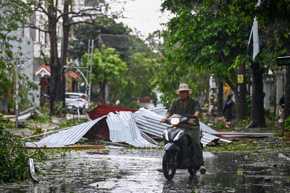 Vietnam'da Süper Tayfun Yagi'nin Karaya Çıkmasıyla 4 Ölü, 78 Yaralı