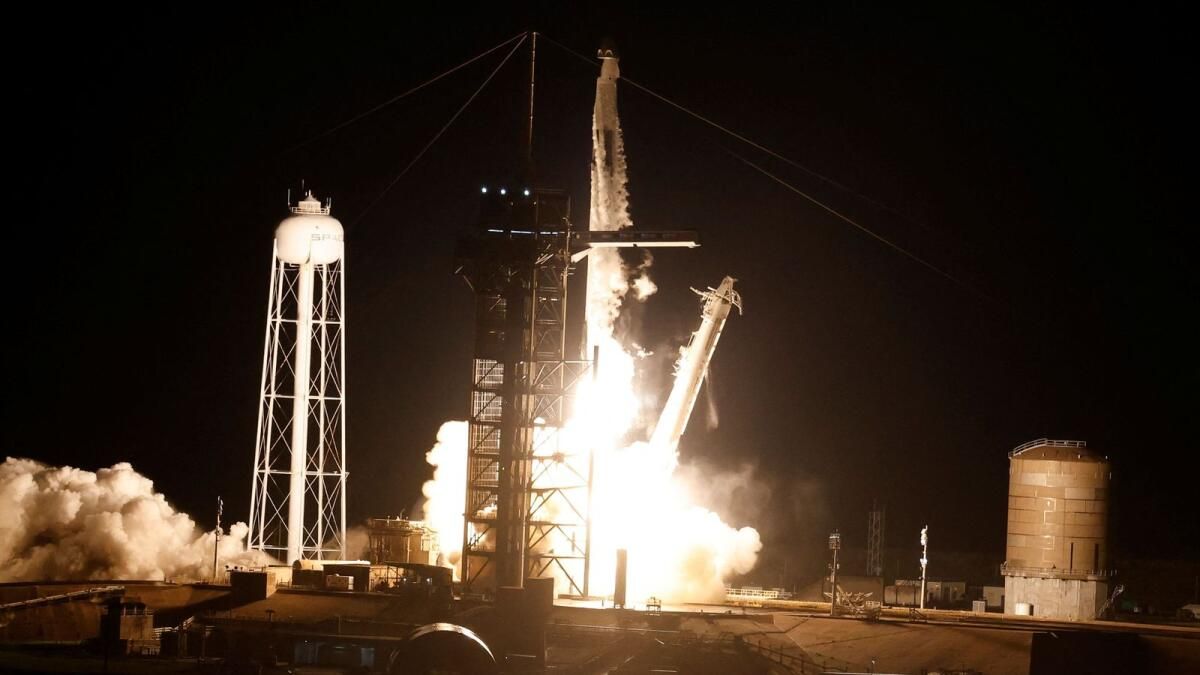 Spacex, Milyarderin Özel Ekibini Kilometre Taşı Uzay Yürüyüşü Görevinde Başlattı