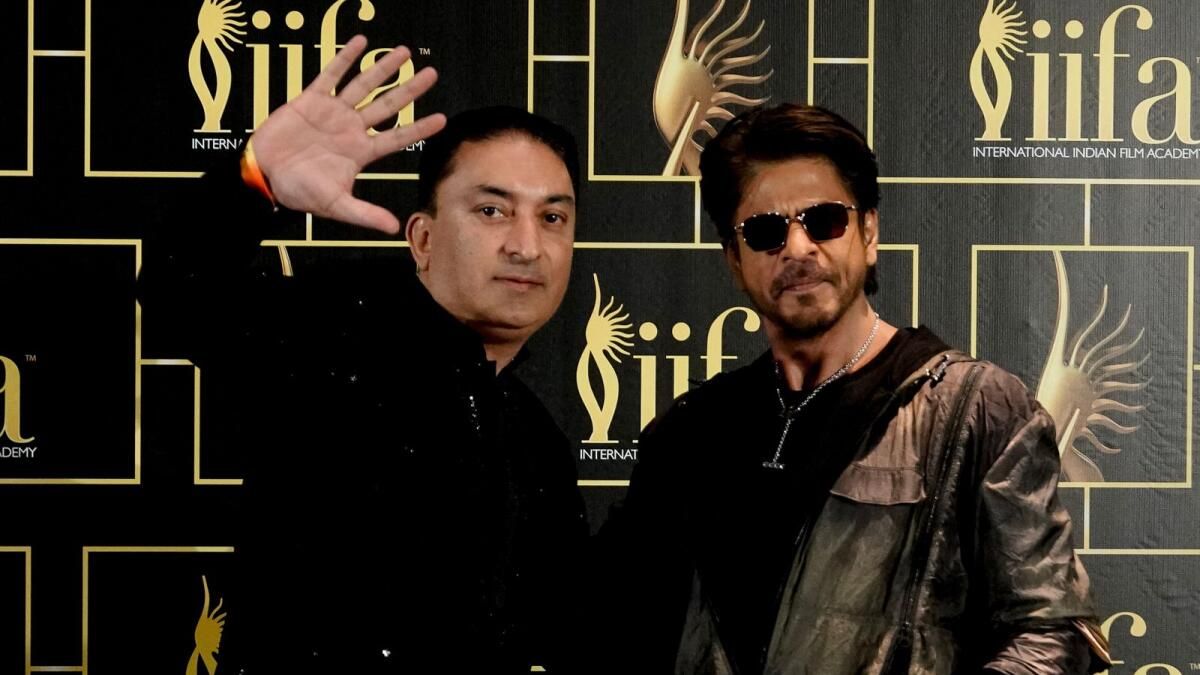 Şöhret Kralı Sheeraz Hasan, Iıfa 2024'te Bollywood Kralı Shahrukh Khan ile Bağlantı Kurdu