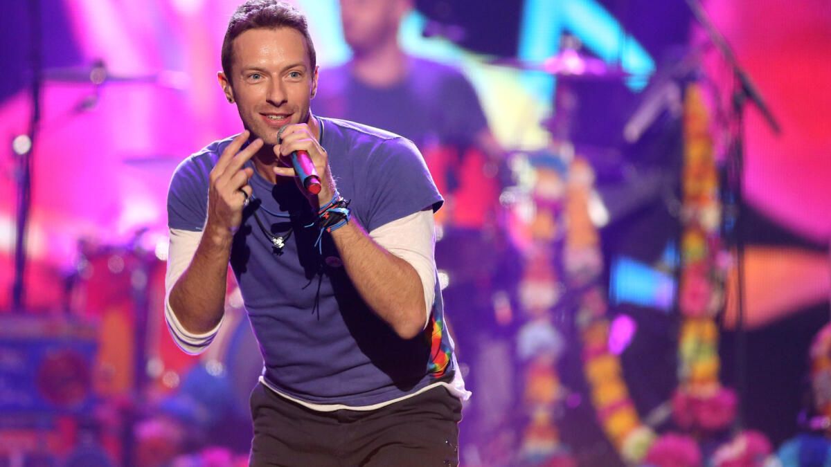 Hayranlar, Yeniden Satışlar RS300K'YA Yükselirken Coldplay India Konser Biletlerini Güvence Altına Almak için Mücadele Ediyor