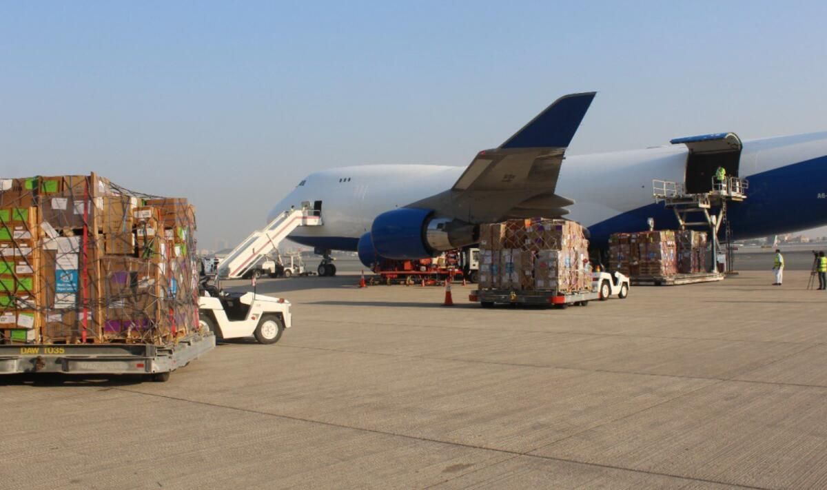 BAE, Sudan'a 90 Metrik Ton Acil Yardım Malzemesi Gönderdi