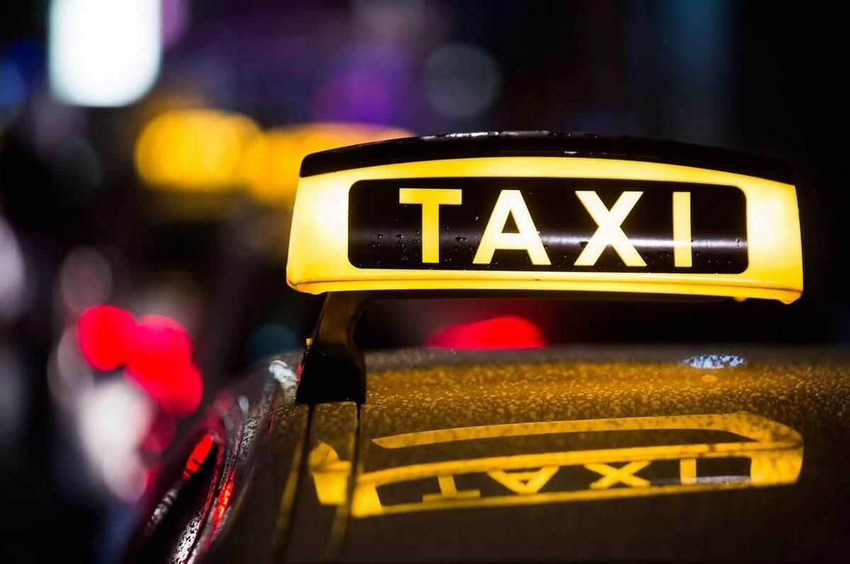 BAE: Ajman'da Ekim Ayı için Yeni Taksi Ücreti Açıklandı