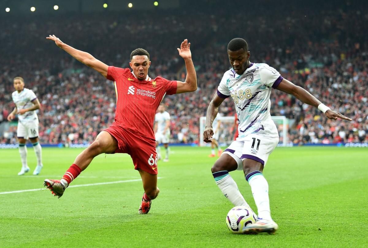 Liverpool Patronu Slot, Alexander-Arnold'un Savunma Çalışmalarını Övüyor
