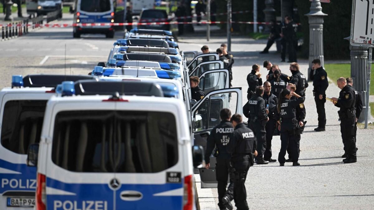 Alman Polisi, Münih'teki İsrail Konsolosluğu Yakınlarında Çıkan Yangın Karşılığında Şüpheliyi Öldürdü