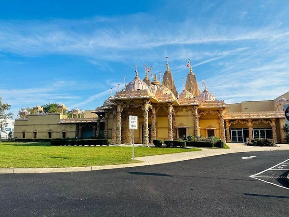 New York'taki Hindistan Konsolosluğu, Baps Swaminarayan Tapınağı'na Yapılan Vandalizmi Kınadı