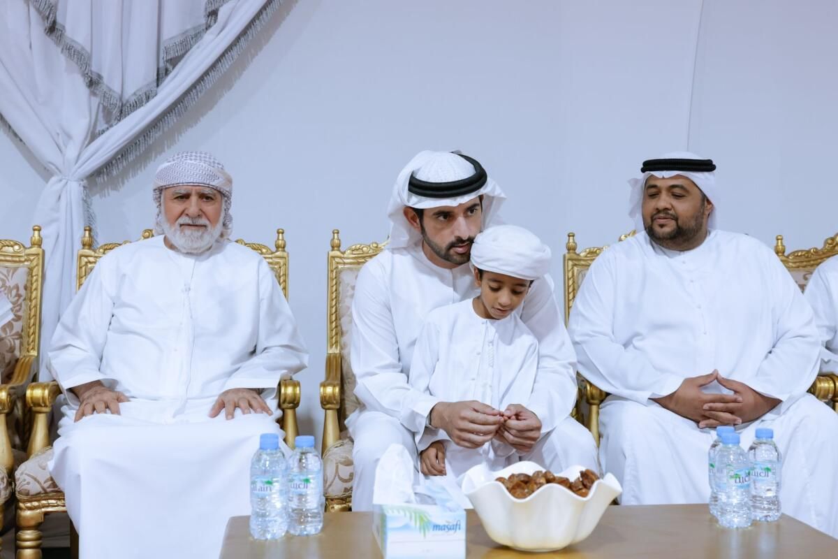 Dubai: Şeyh Hamdan, Görev Başındayken Kazada Hayatını Kaybeden 4 Askerin Ailelerine Başsağlığı Diledi