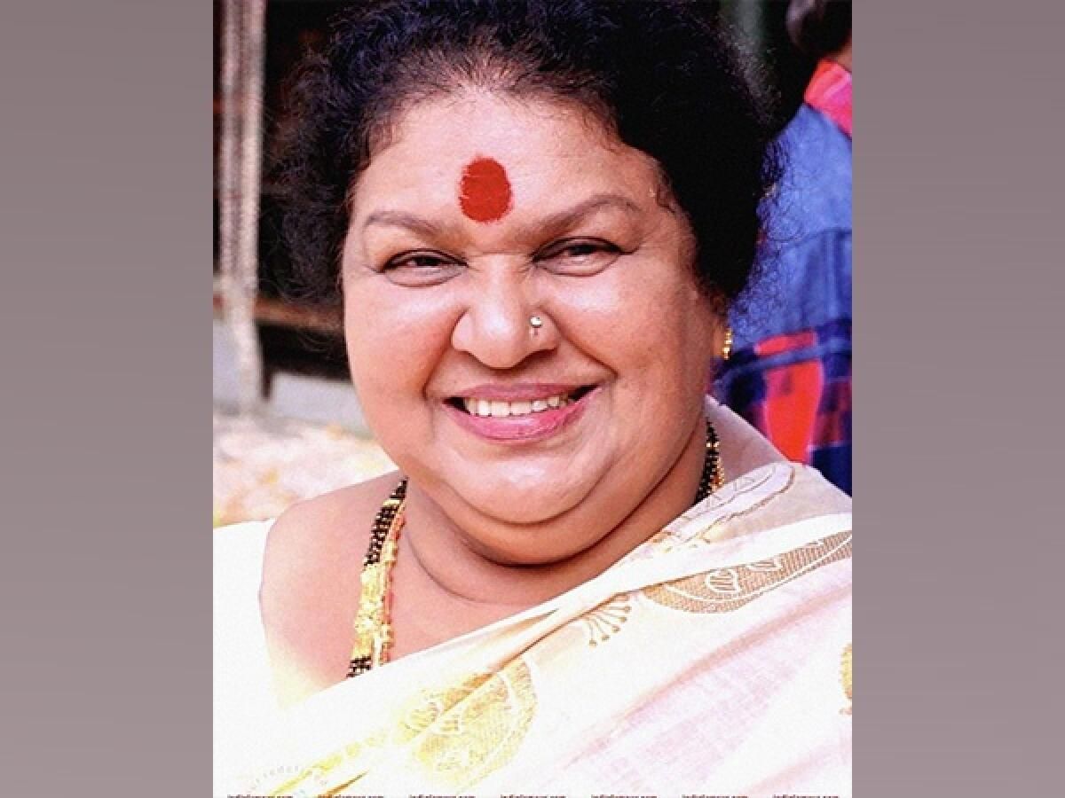 Hindistan: Malayalam Aktris Kaviyoor Ponnamma 79 yaşında Vefat Etti