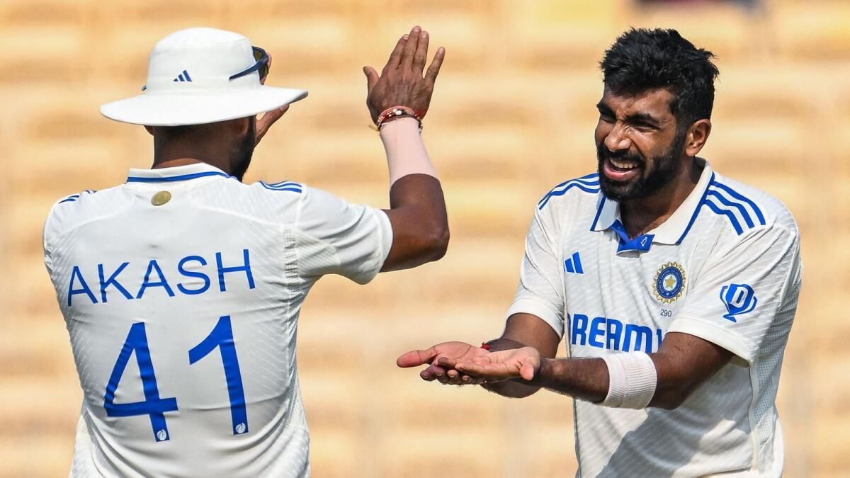 Bumrah 4 Aldıktan Sonra Hindistan Bangladeş'e Karşı Komuta Ediyor