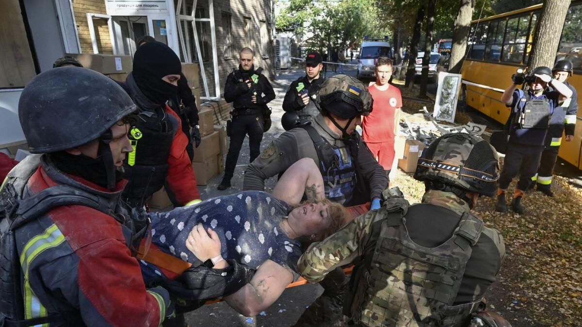 Rusya, Ukrayna'nın Zaporizhzhia Kentini Güdümlü Bombalarla Vurdu, 16 Yaralandı