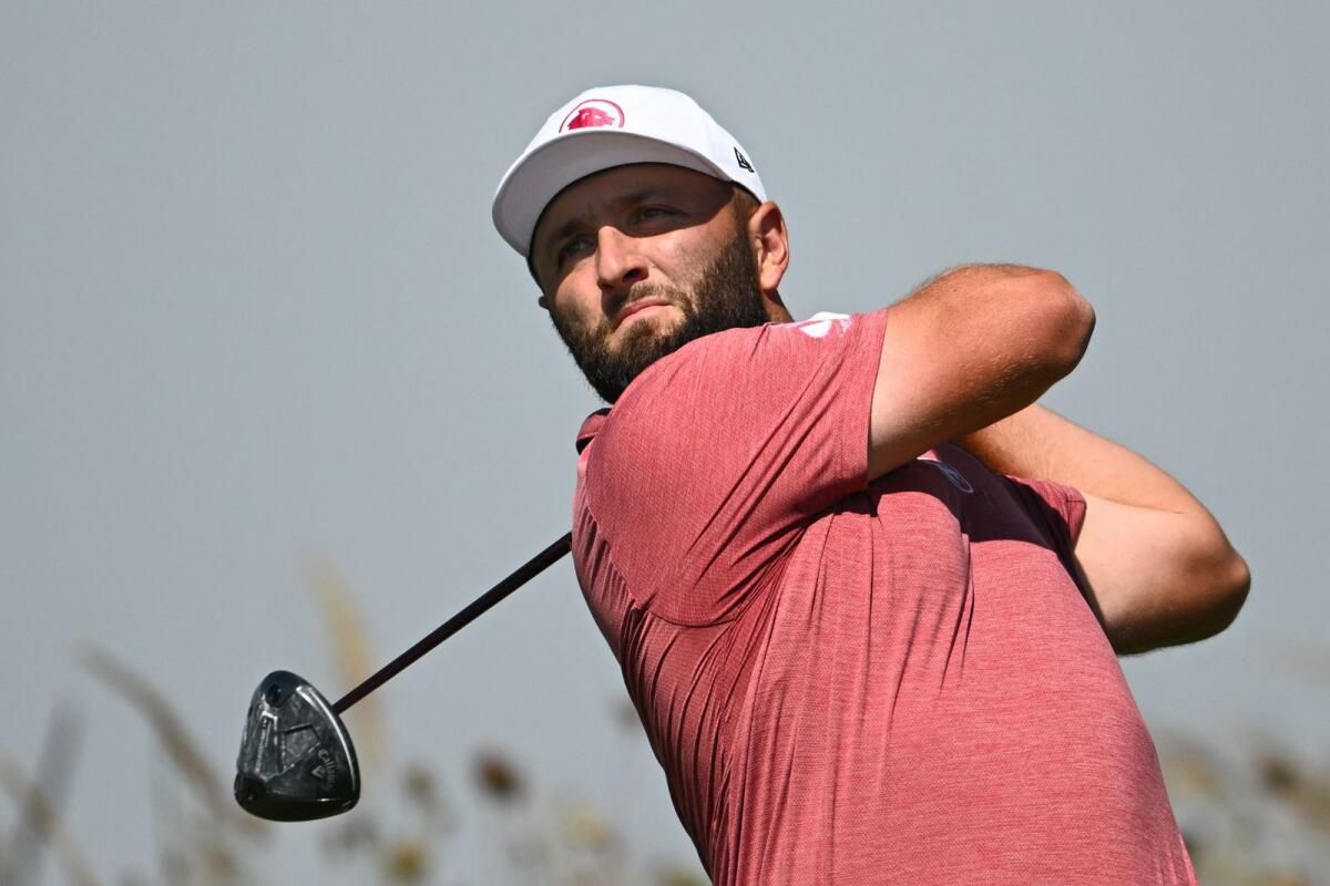 Jon Rahm, Dördüncü Sırada Dubai'nin Adrian Meronk'u olan Liv Golf Chicago'da Tek Atış Öne Geçti