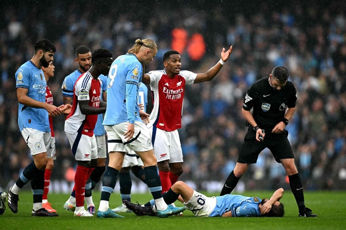 Silva, Arsenal'in Man City-Liverpool Rekabeti için Henüz Bir Maç Olmadığını Söyledi