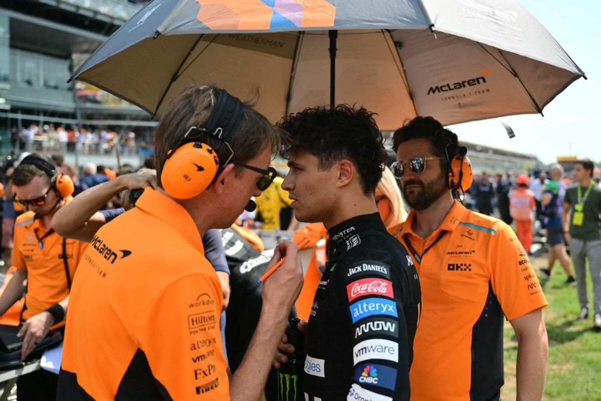 Mclaren Patronu, Her iki F1 Unvanının Da Şu Anda Açık Olduğunu ve Emirlerin Takip Edebileceğini Söyledi