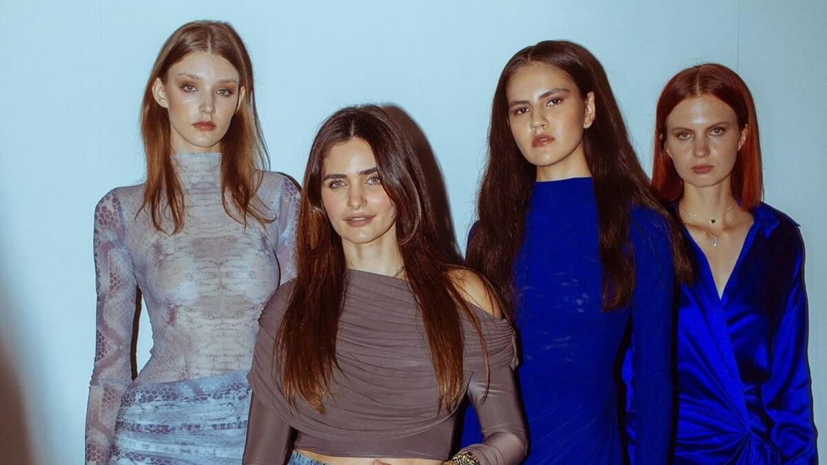 Moda Tasarımcısı Gabriella Demetriades, Dubai Moda Haftası'nda 'Şiddetli Kadınlığı' Tanıttı