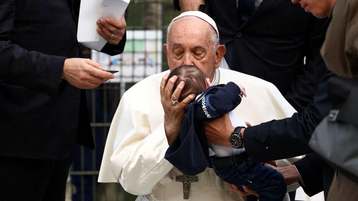 Papa, Dikenli Belçika Ziyaretini Tamamlarken Kötüye Kullanım Örtbas Edilmesini Kınadı