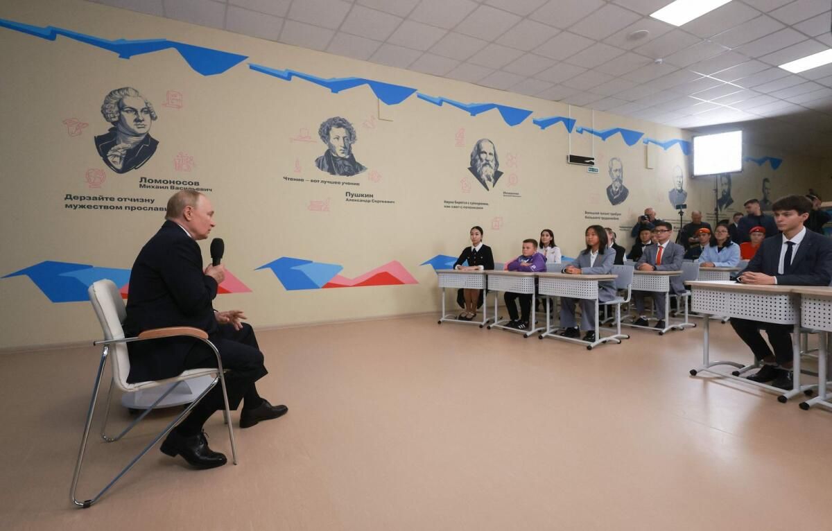 Putin, Genç Aile Üyelerinin Akıcı Mandarin Konuştuğunu Söyledi