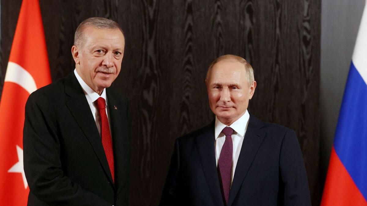 Erdoğan, Türkiye'nin Batı ile Karşı Karşıya Kalırken Doğu ile Bağlarını Derinleştireceğini Söyledi