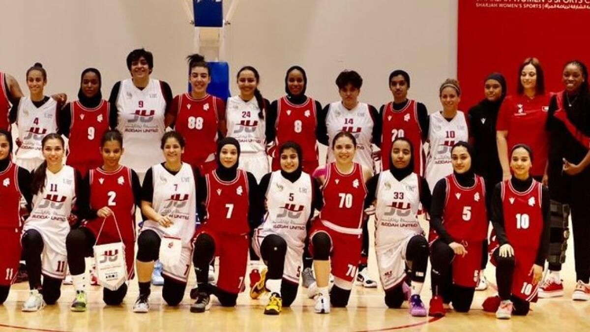 Teknik Direktör Waleed Al-Hujairi, Sharjah Kadın Basketbol Takımlarının Performansından Memnun