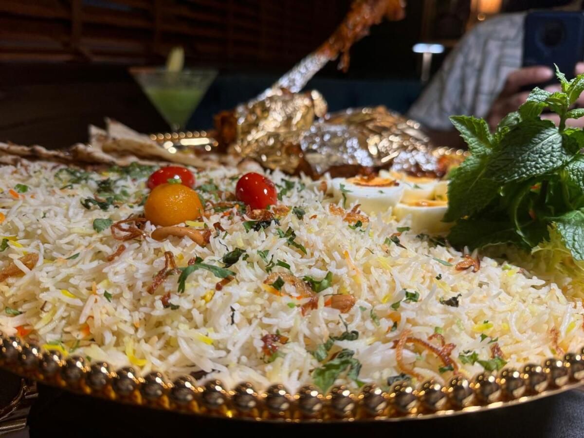 Şimdi Dubai'de Biryani 24 Bin Altınla Tepesinde