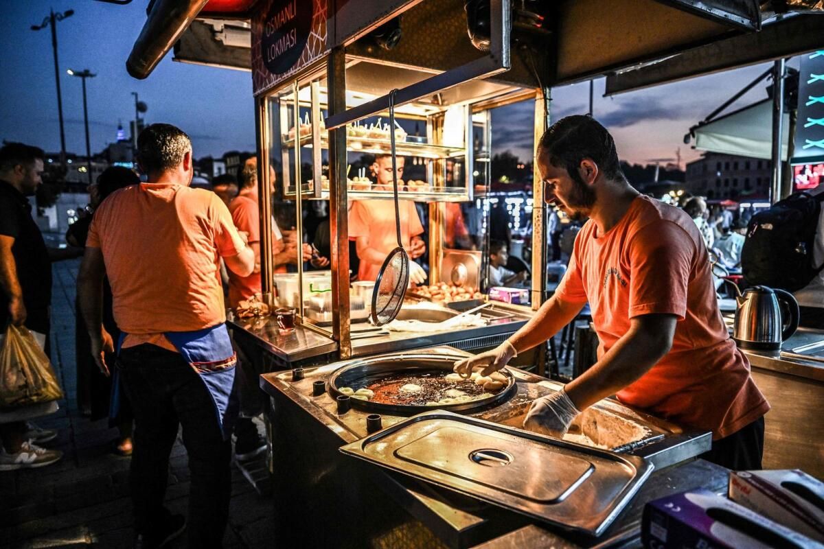 İstanbul'un Sokak Gıda Satıcıları için Aç Zamanlar