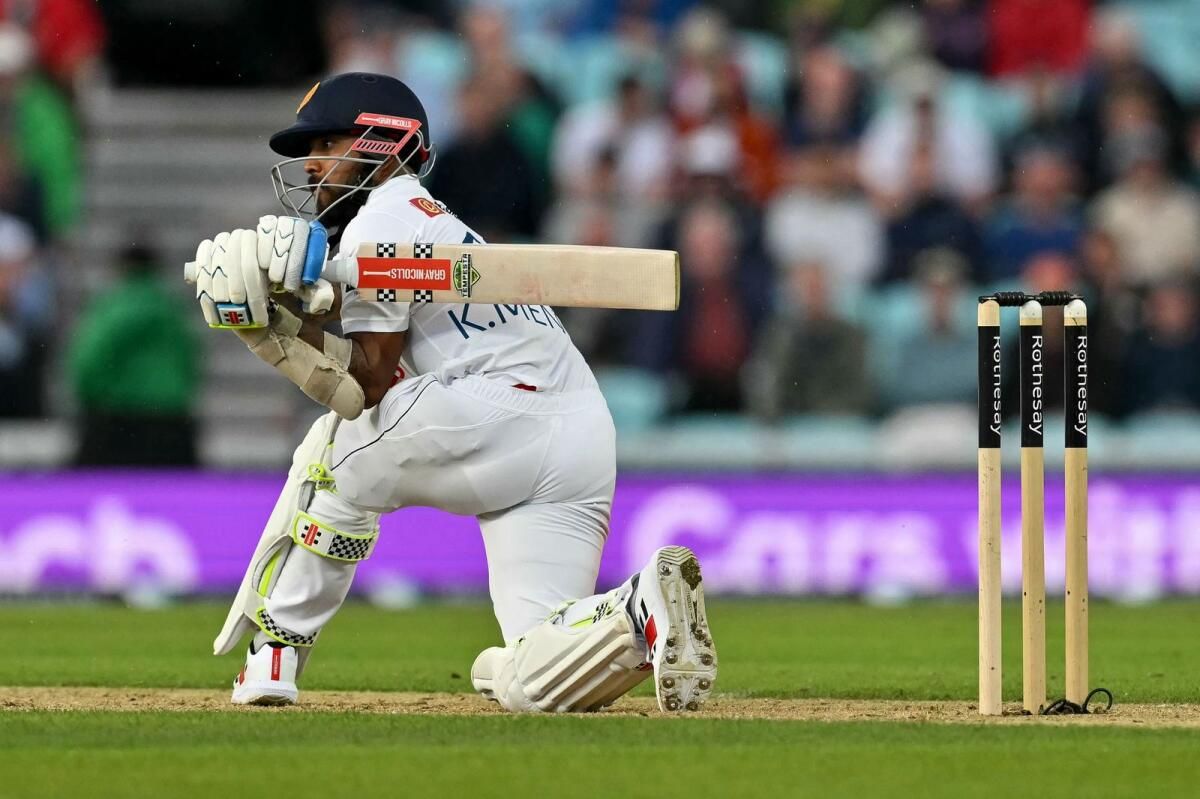 Sri Lanka 94-1'de Sakin, Pervasız ingiltere Alevlendikten Sonra 219'u Kovalıyor