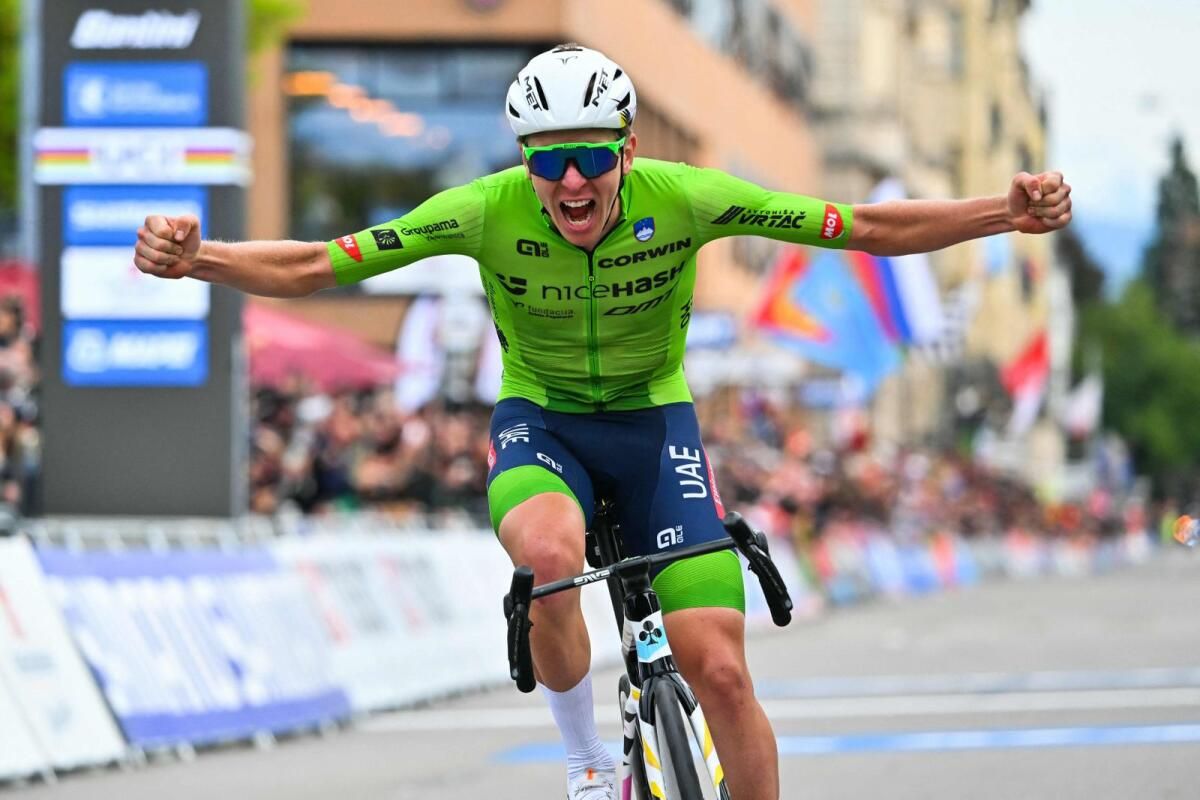Bisiklet Triple Crown'u Mühürledikten Sonra Dünyanın Zirvesinde Pogacar