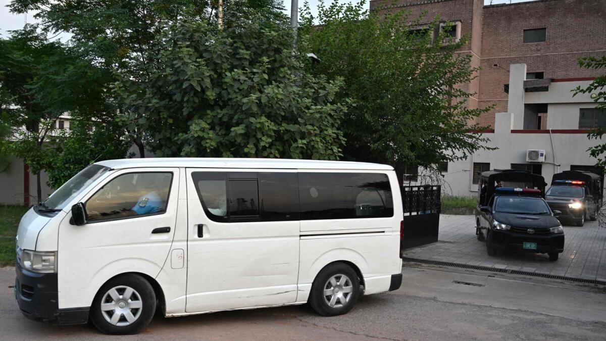 Gözaltına Alınan Pakistan Milletvekillerinin Parlamentoya Katılmasına İzin Verildi