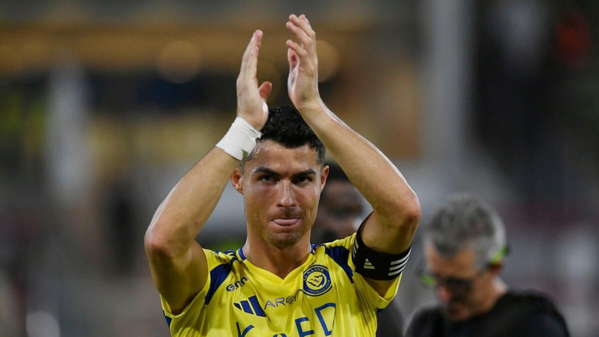 Çin'den Suudi'ye: Cristiano Ronaldo Hayranı Kahramanıyla Buluşmak için 7 Ay Boyunca 13.000 Km Bisiklet Sürüyor