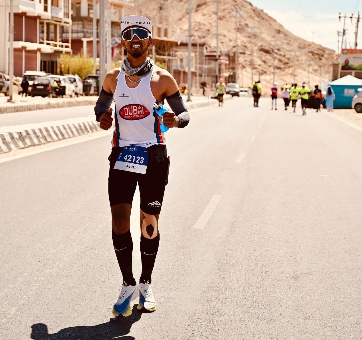 Dubai Fitness Challenge 2024: 900 Km Koşacak Göçmen, Ruh Sağlığı Bilinci için 90.000 Dh'yi Yükseltecek