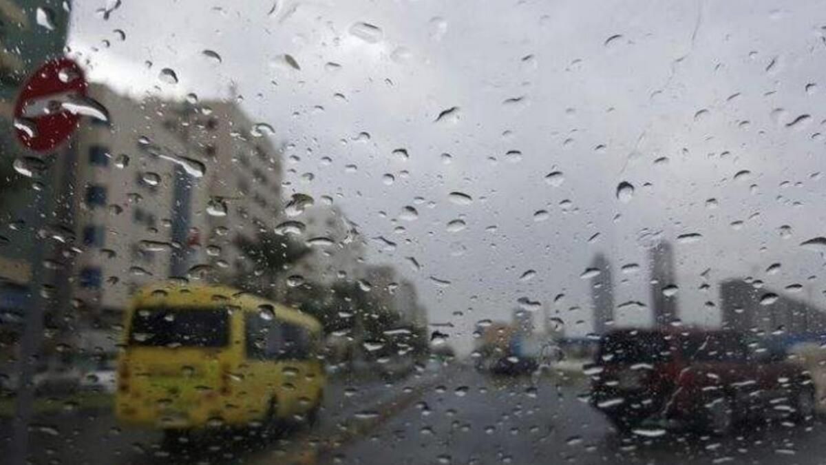 BAE Hava Durumu: Bugün Öğleden Sonra Yağış Olasılığı; Bazı Bölgelerde Sıcaklıklar 19 ° C'ye Düşecek