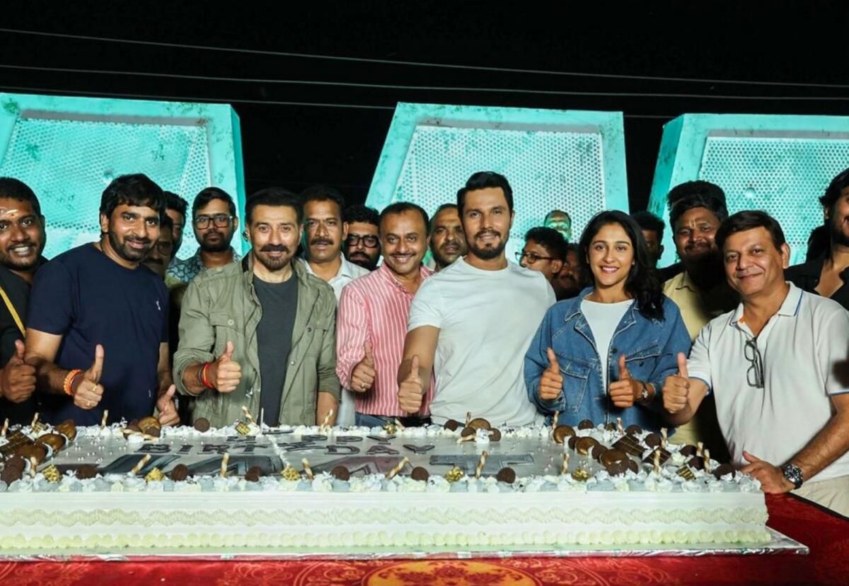 Bakın: Sunny Deol 67. Doğum Gününü Kutluyor