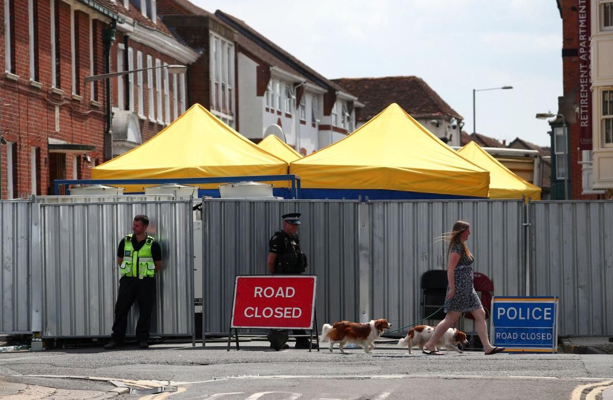İngiliz Kadının 2018 Novichok Zehirlenmesine İlişkin Soruşturma Başladı