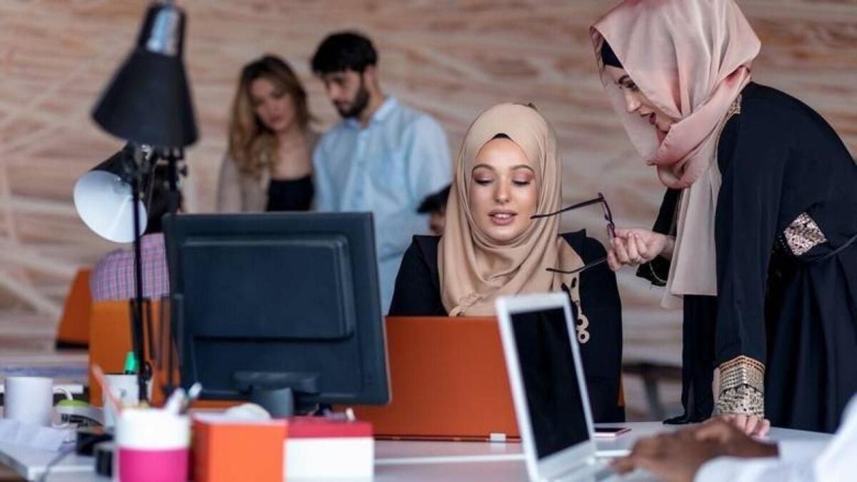 BAE: Daha Yüksek Bir Maaş Çalışanları Daha Mutlu Edecek mi? Uzmanlar Ne Diyor