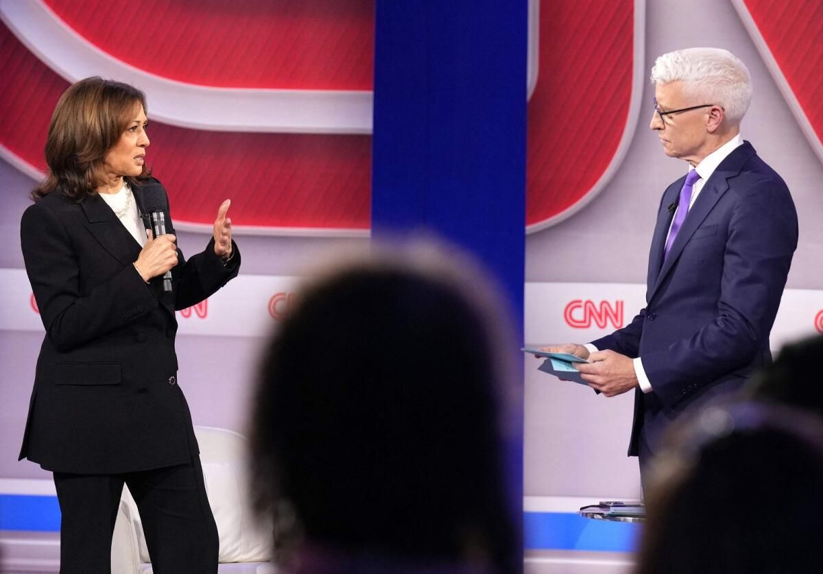Harris, Trump'ın Faşist Olduğuna İnandığını Söyledi