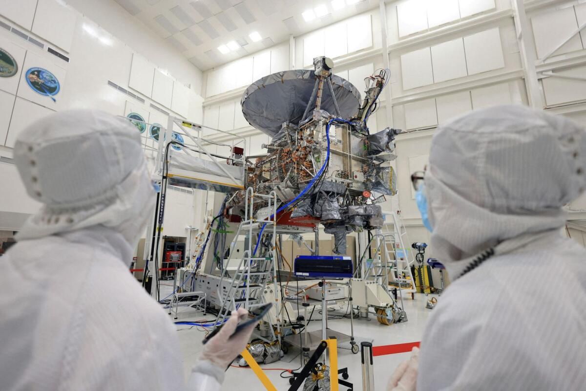 Jüpiter Uydusu Europa'da Yaşam Mümkün mü? Nasa Araştırmaya Gidiyor
