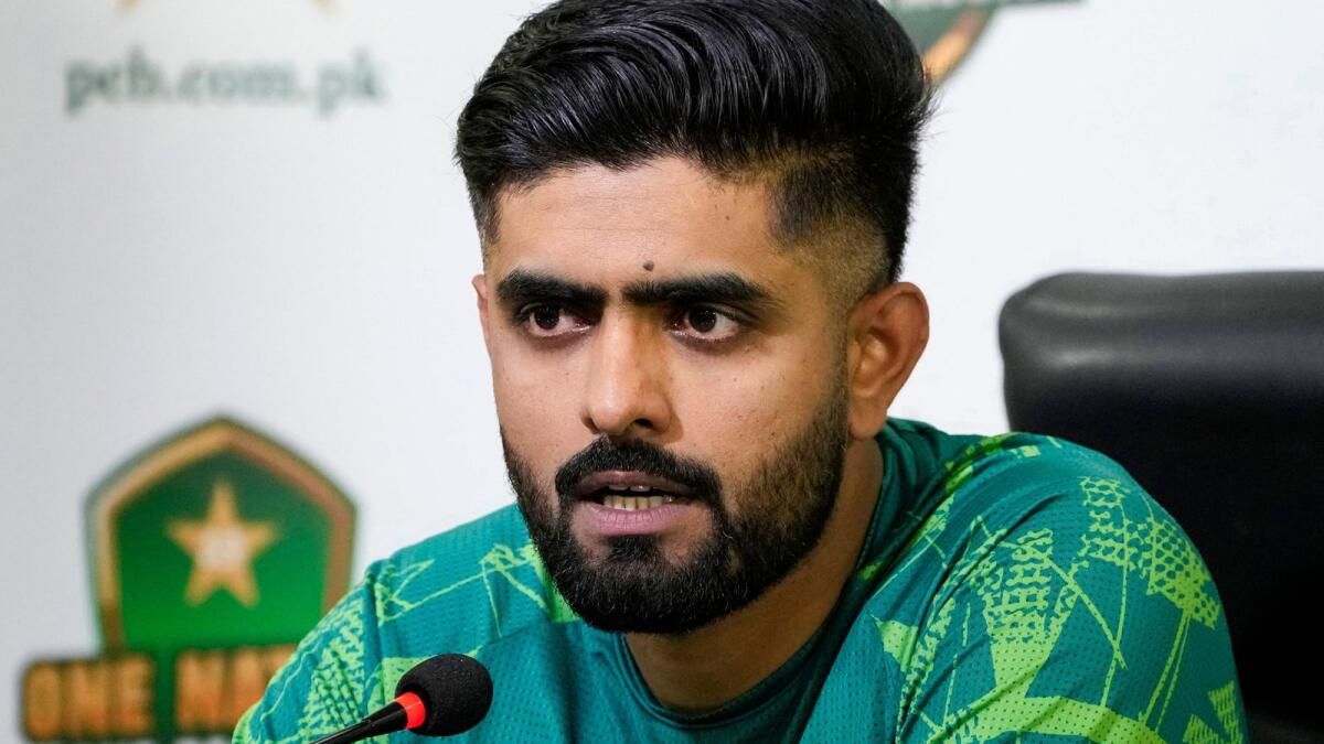 Babar Azam Pakistan Kriket Takımı Kaptanı Olarak istifa Etti