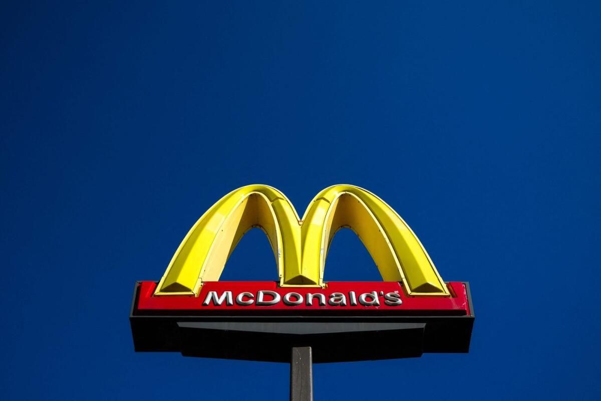 Abd: Mcdonald's Bir Ölümle Bağlantılı, E. Coli Salgınından Sonra Düzinelerce Gıda Zehirlenmesi
