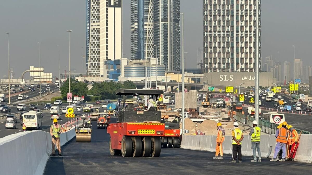 Dubai: Al Khail Yolu Üzerindeki Dördüncü Yeni Köprü 13 Ekim'de Açılacak ve Deira'ya Giden Trafiği Kolaylaştıracak