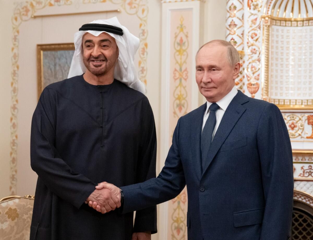 Şeyh Muhammed Putin'e, BAE'nin Rusya-Ukrayna Krizinde Ek Çabalara Hazır Olduğunu Söyledi