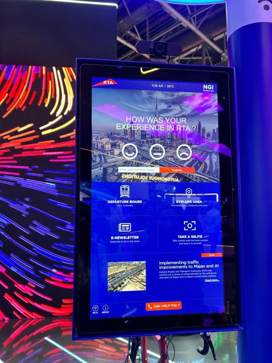 Dubai, Ücretsiz İnternet Erişimi ve Telefon Şarj Bağlantı Noktasına Sahip 6 Akıllı istasyon Başlatacak