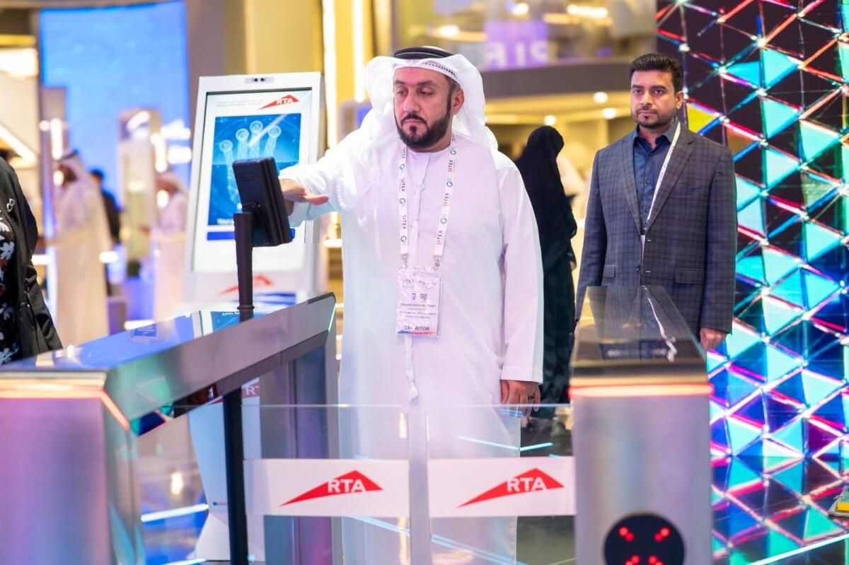 Dubai: Metro İstasyonlarında Avuçiçi Ödeme Sisteminin 2026 Yılına Kadar Kullanıma Sunulması Bekleniyor