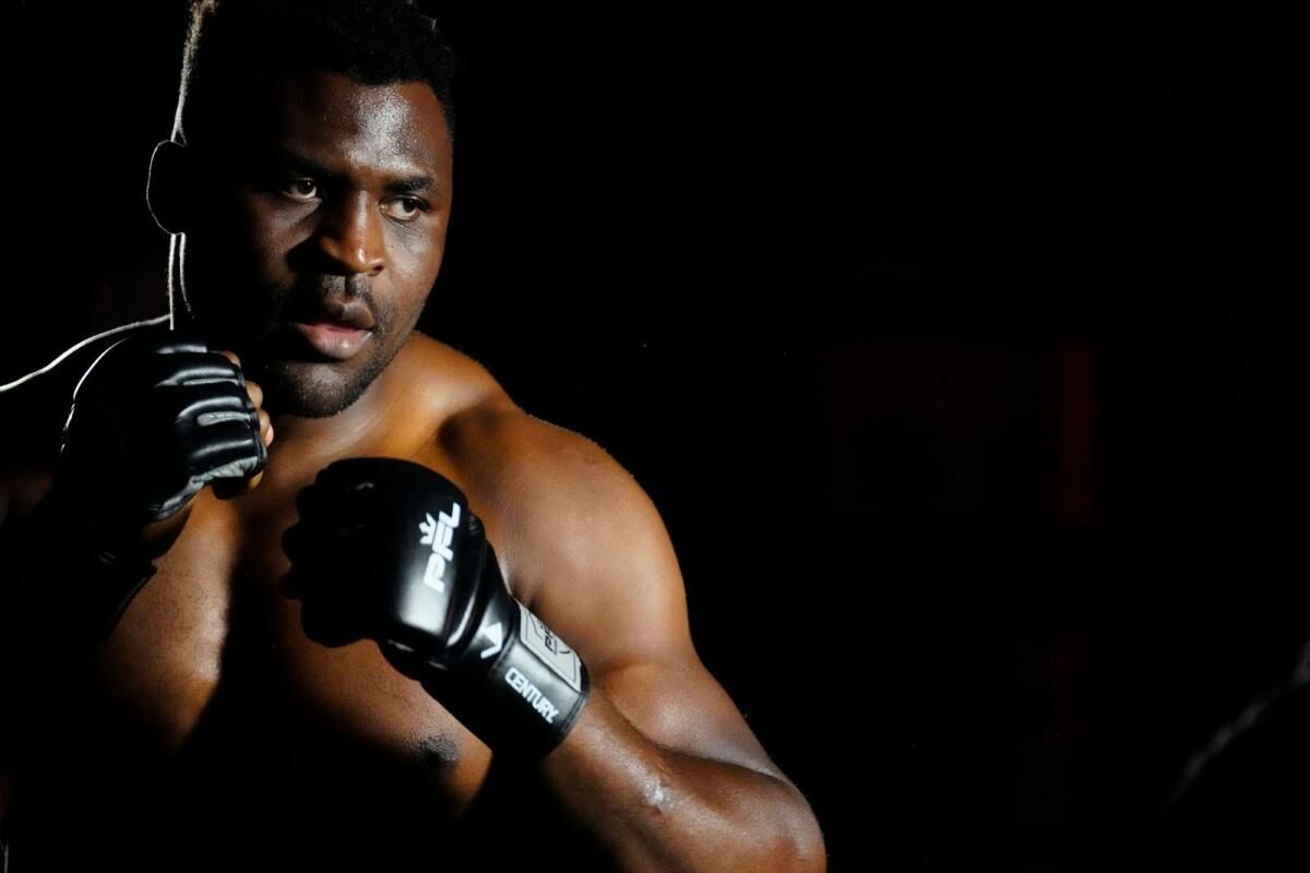 'Şeytanlarımla Savaşıyorum': Francis Ngannou, En Karanlık Saatlerinde kayıp, Ölüm ve ışık Bulma Hakkında Konuşuyor