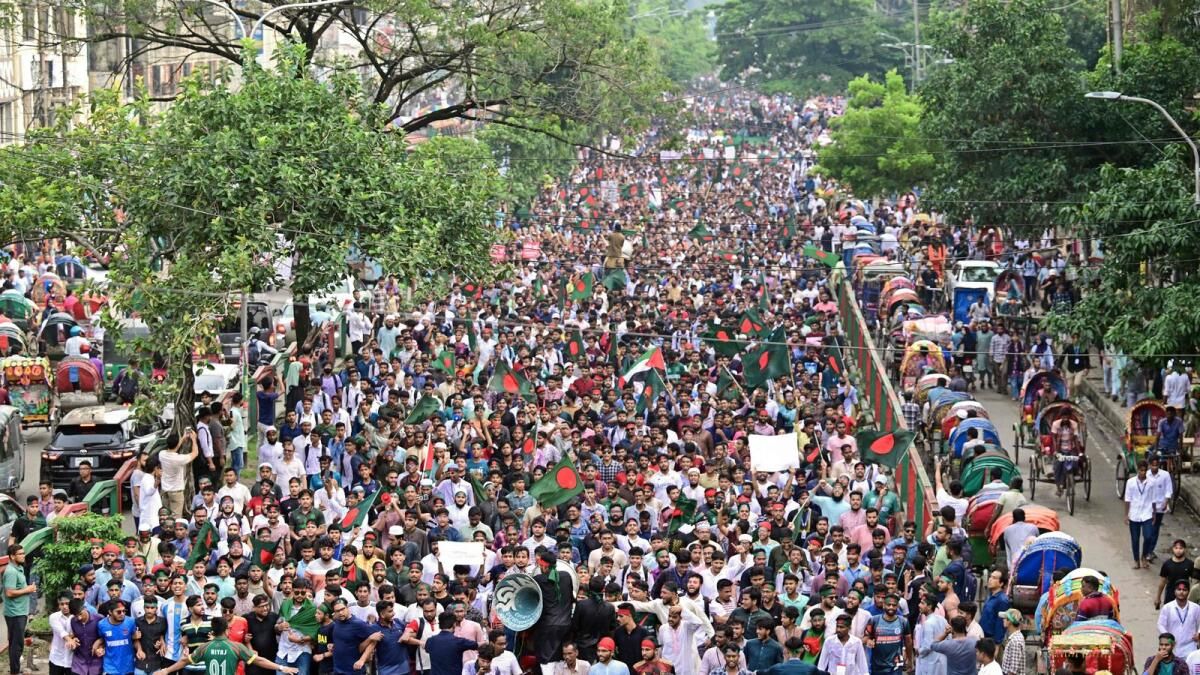 Bangladeş, Devrilen Şeyh Hasina'nın Partisinin Öğrenci Kanadını Yasakladı