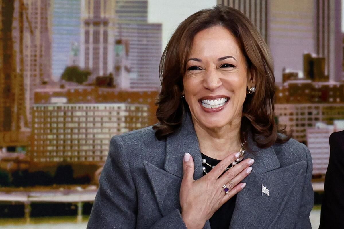 Harris, 'Sandviç Üretimini' Hedefleyen Evde Kıdemli Bakım için Yeni Fonlar Öneriyor