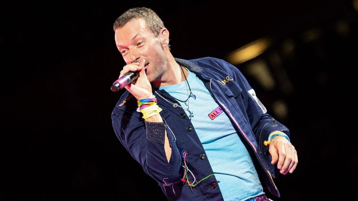 Coldplay Şarkısı 'Dua Ediyoruz': '<Em>Baraye</Em>' Gerçekten Ne anlama Geliyor?