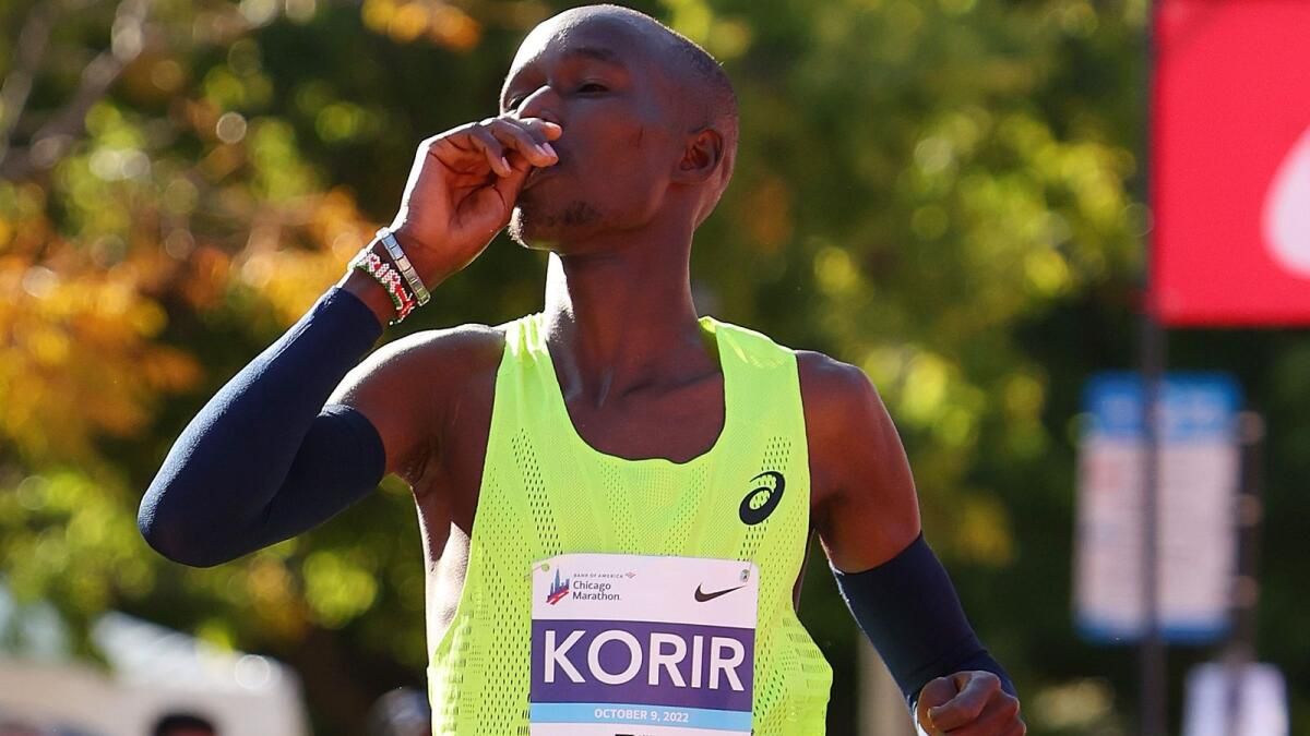 Kenyalı Korir Erkekler Chicago Maratonu Şampiyonluğunu Kazandı