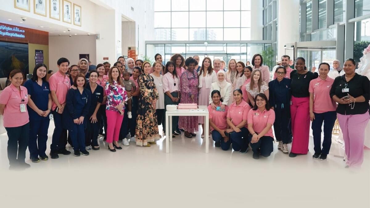 King's College Hospital Dubai, İçten Bir Meme Kanseri Bilinçlendirme Kampanyası için Tasarımcı Manal Ajaj ile Ortaklık Kurdu