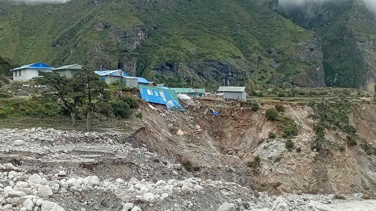 'Evimizden İz Yok': İklim Değişikliği Buzulları Erittikçe Nepalliler Daha Fazla Selden Korkuyor